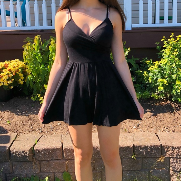 INSTAGRAM THRIFT STORE @corathrifts - Picture 6 of 6